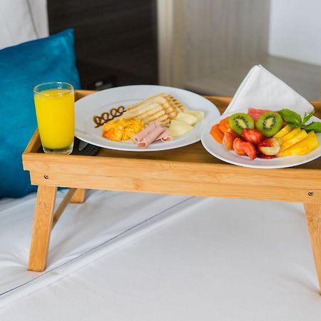 Lavish Living Villa Varanasi Eksteriør billede